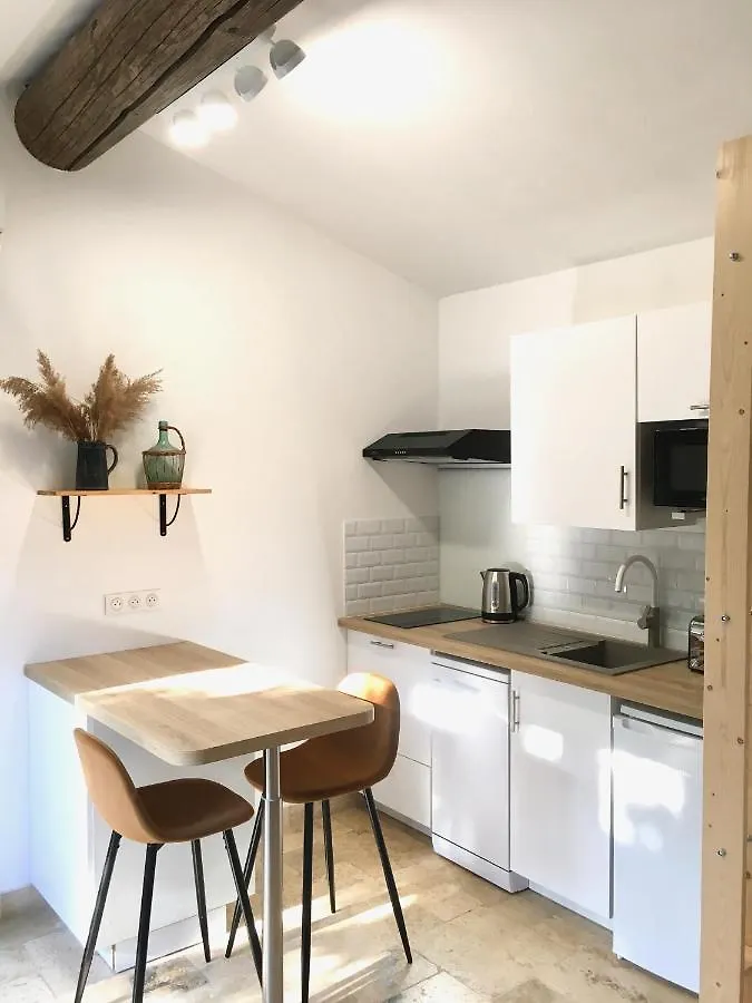 Vila Mazet Leajo Eygalières 0*,  Francie
